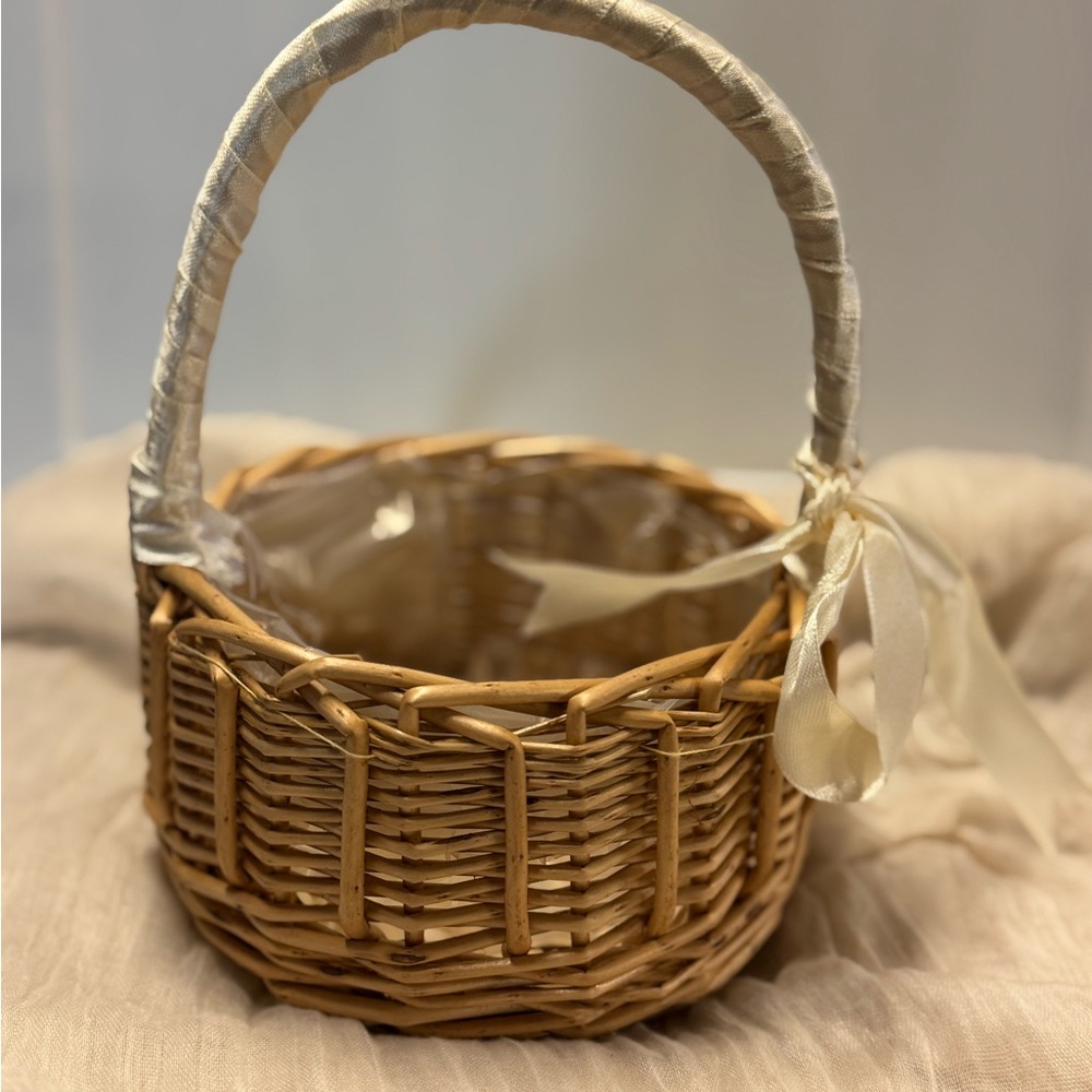 Charming Wicker Basket with Ribbon Handle